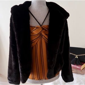 MALIA- BLACK/CAMEL Super Soft Fluffy Hooded Jacket